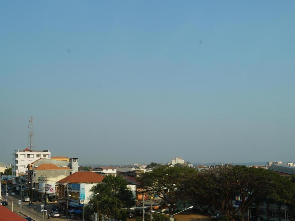 Seng Aroun Hotel Pakse Luaran gambar