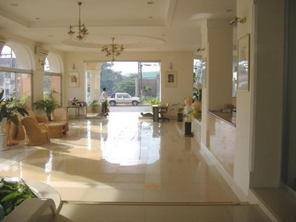 Seng Aroun Hotel Pakse Luaran gambar
