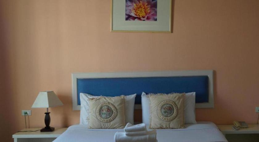 Seng Aroun Hotel Pakse Luaran gambar