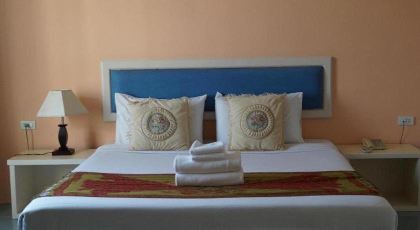 Seng Aroun Hotel Pakse Luaran gambar